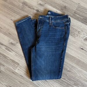 Old Navy High-Rise Rockstar Super Skinny Size 10 Jeans